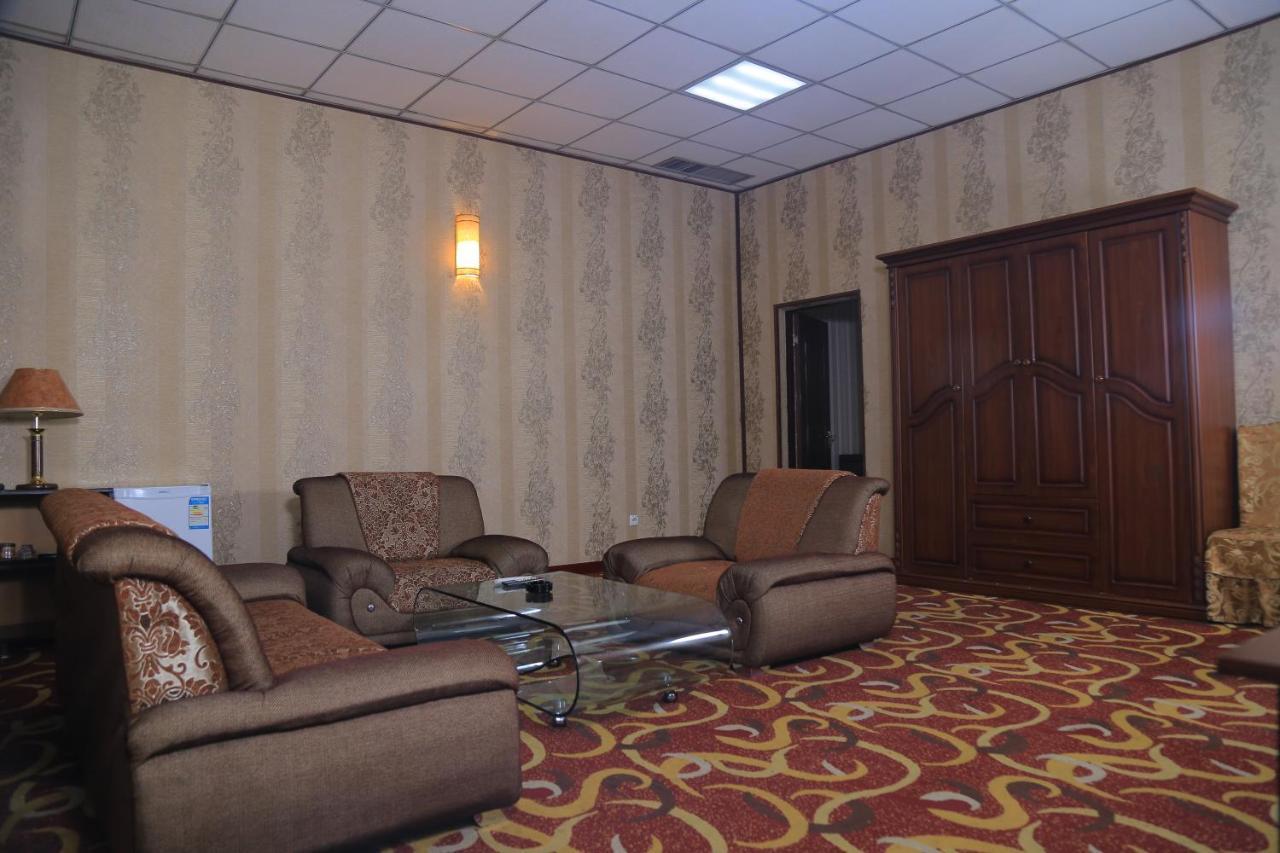 Dangara Hotel Kokand ภายนอก รูปภาพ